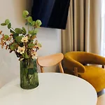 Greeneri Park Z Parkingiem W Cenie - Visitopl Lägenhet