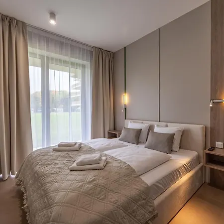 Greeneri Park Z Parkingiem W Cenie - Visitopl Daire *