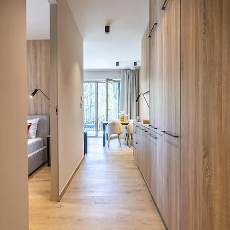 Greeneri Park Z Parkingiem W Cenie - Visitopl Lägenhet