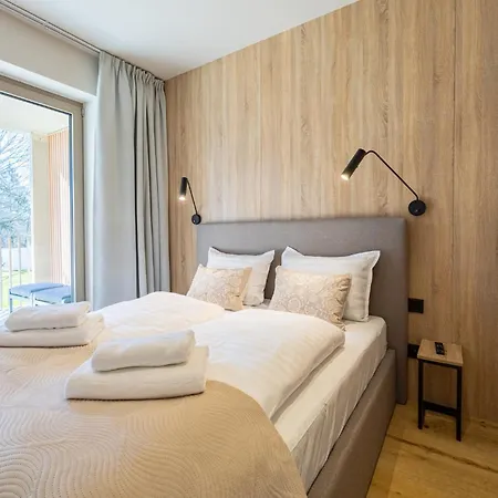 Greeneri Park Z Parkingiem W Cenie - Visitopl Daire *